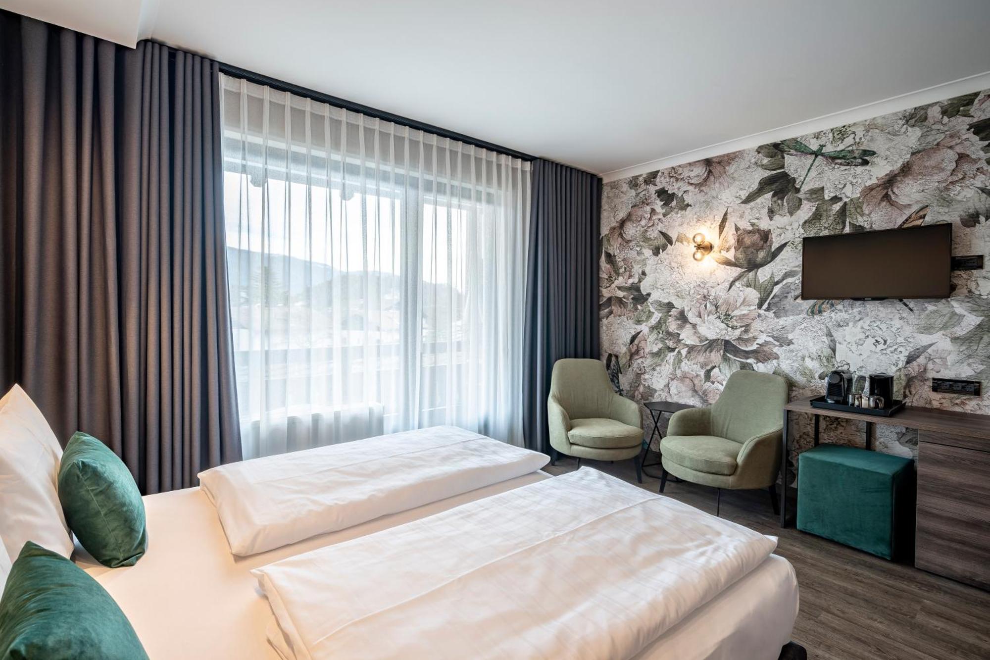 Tirolensis Hotell Tesimo Exteriör bild