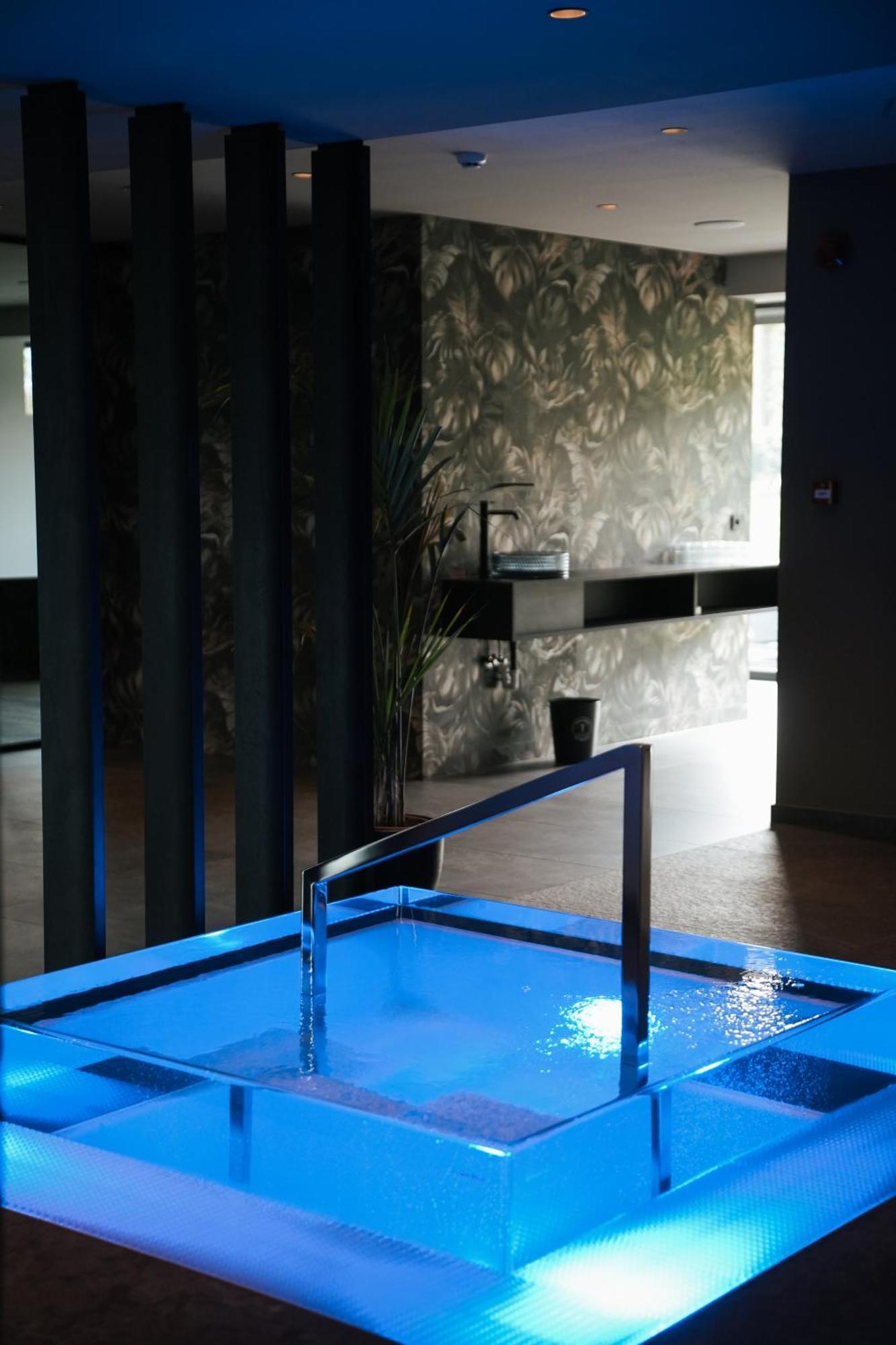 Tirolensis Hotell Tesimo Exteriör bild